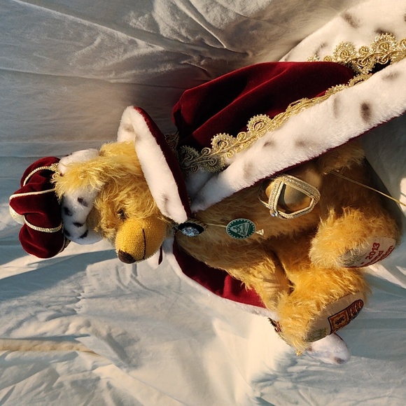 Hermann Queen's Diamond Coronation LE Mohair Teddy Bear - Picture 6 of 9